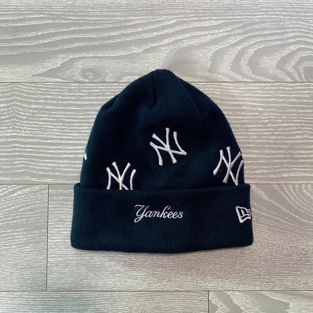 슈프림맛 뉴에라 양키즈 올오버 비니