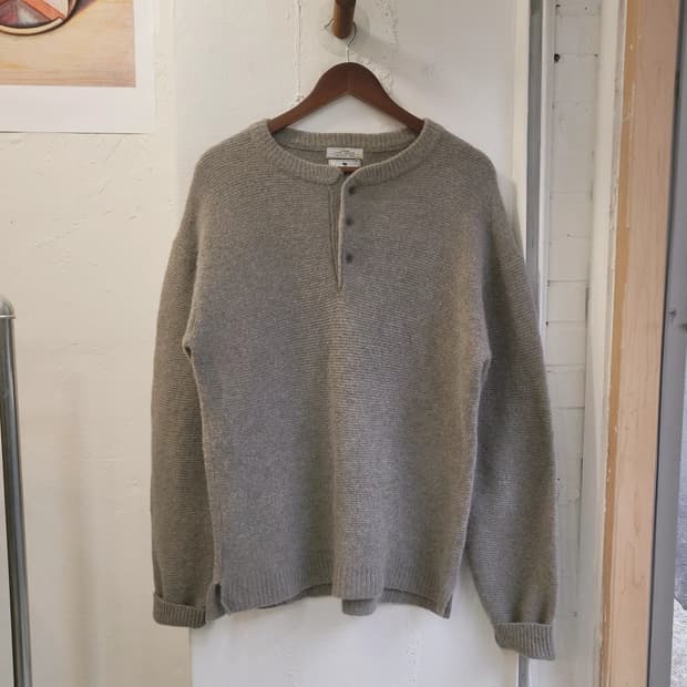 저널스탠다드 해밀턴램스울 그레이 니트