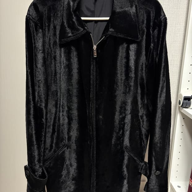 YOKE 요크 벨벳 프론트 집업 자켓