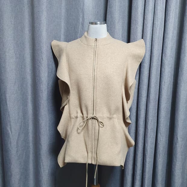 프릴단 베이지 베스트