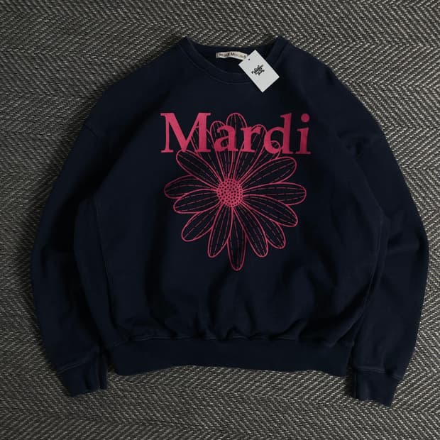 마르디 메크르디 빅로고 맨투맨o 3434