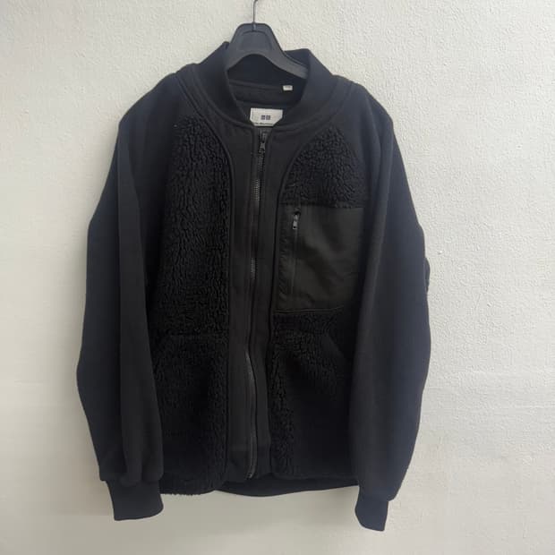 유니클로 화이트 마운티니어링 플리스 자켓 (S)