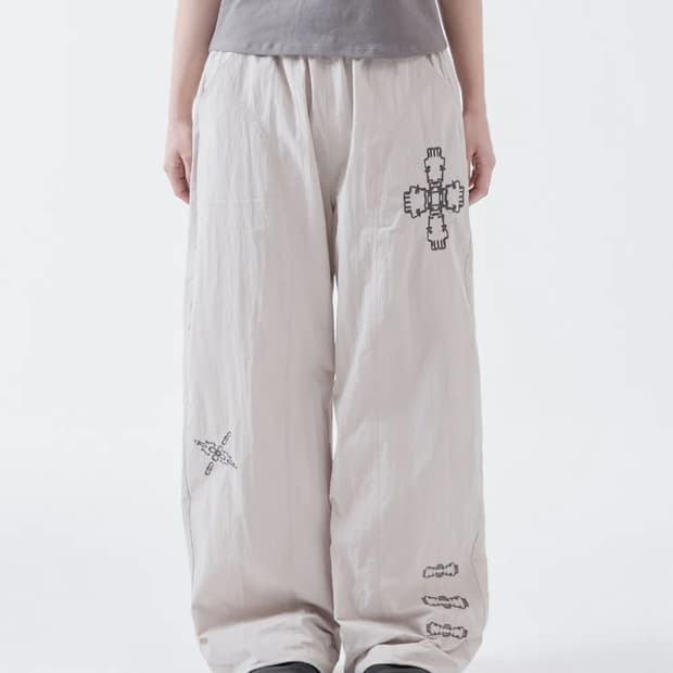 더콜디스트모먼트 TCM ethnic nylon pants (ivory)