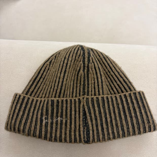 시리즈 울 캐시 혼방비니