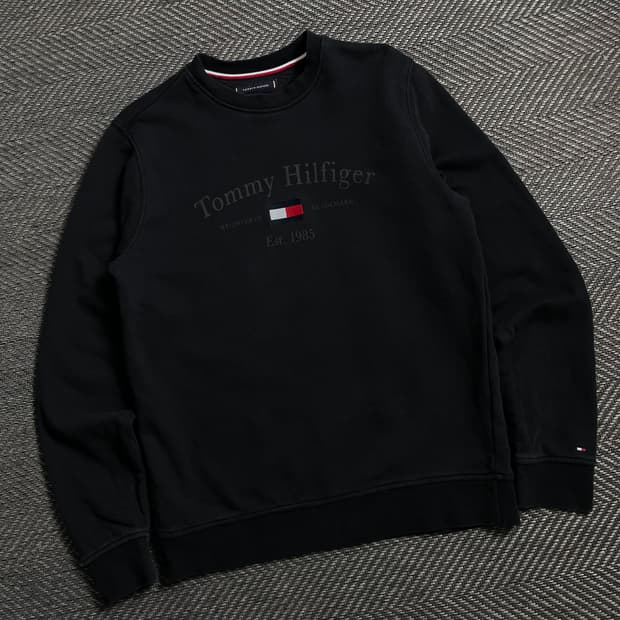 타미힐피거 센터 자수로고 맨투맨 블랙y 4720