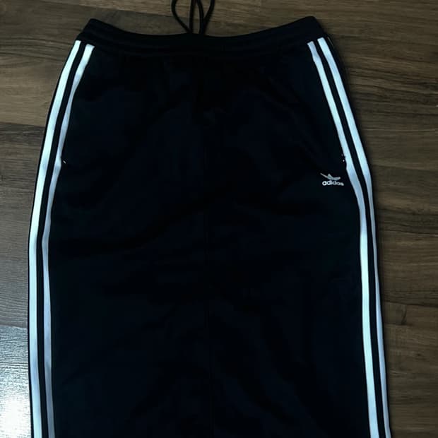 아디다스 롱치마