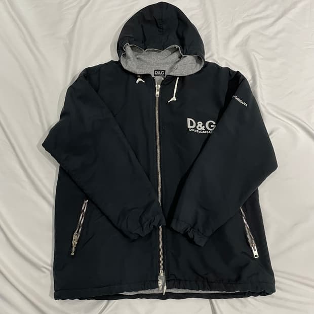 돌체엔가바나 플리스