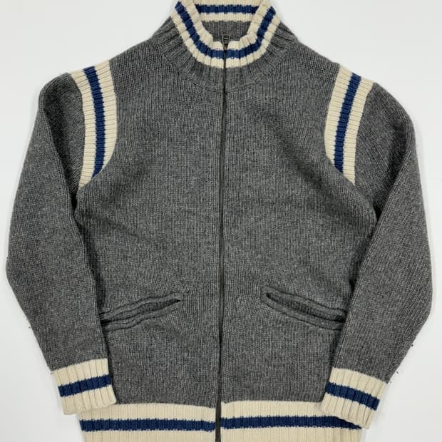 JV 바시티 투포켓 니트집업