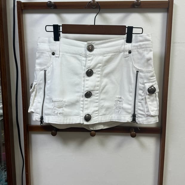 화이트 카고 미니스커트