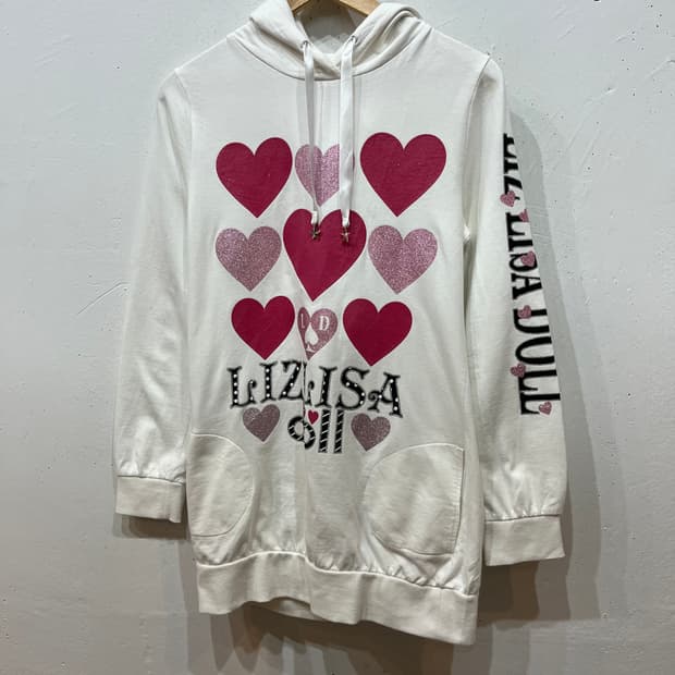 리즈리사 하트 후드티