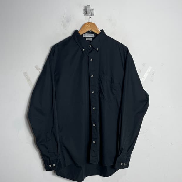 DOC & AMELIA SELECT 블랙 셔츠