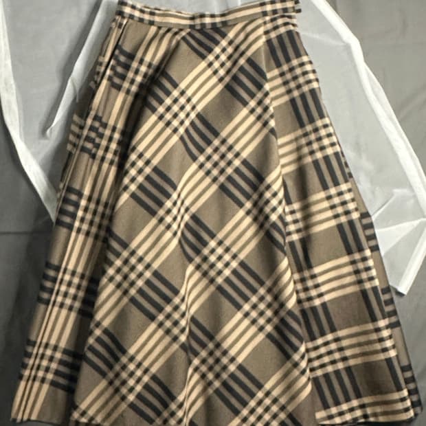 United arrows tokyo 체크패턴 롱치마