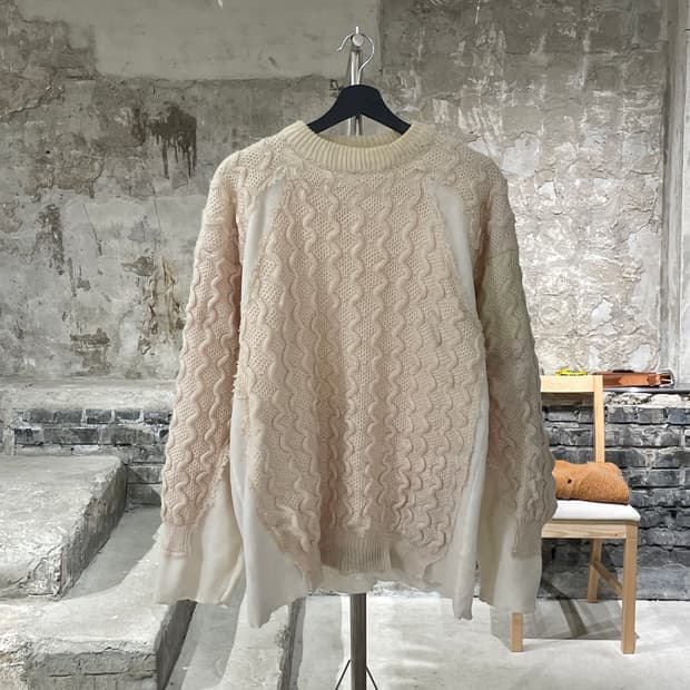 네펜데스 니들스 아이보리 리메이크 케이블 스웨터