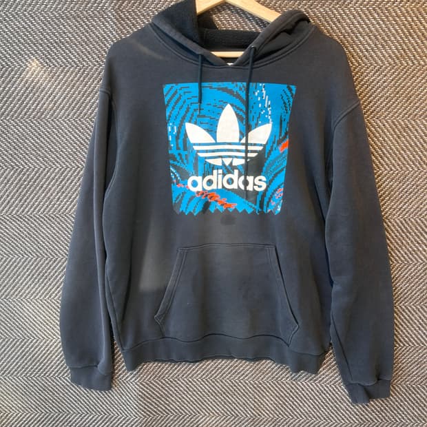 아디다스 그래픽 후드티