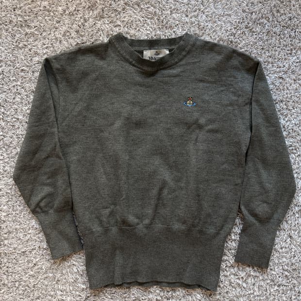 비비안웨스트우드 그레이 니트 90