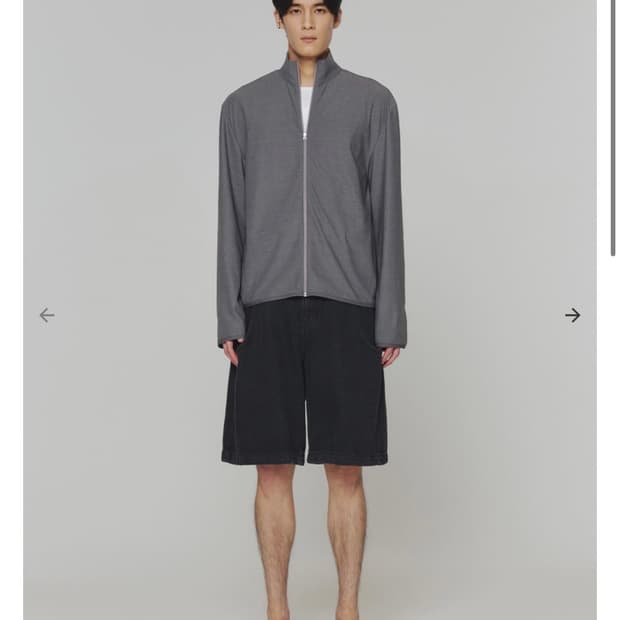 아모멘토 Men's Cut-Out Pocket Denim Shorts