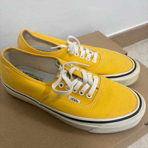 반스 어센틱 옐로우 260