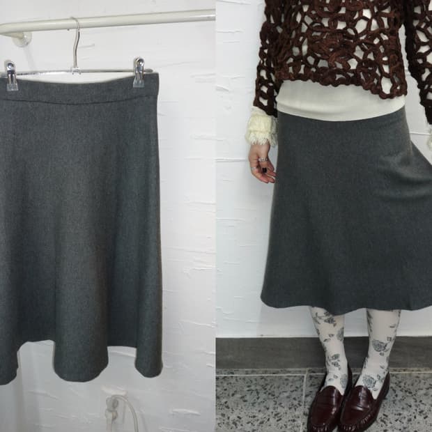 Charcoal flare knit skirt