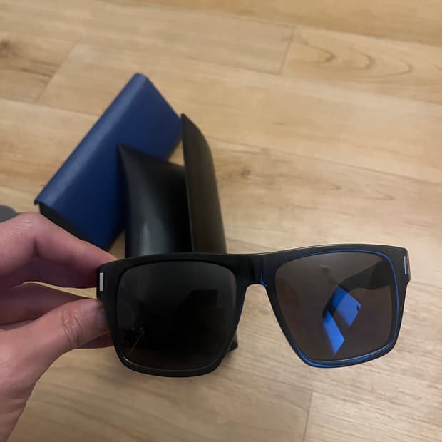 생로랑 선글라스