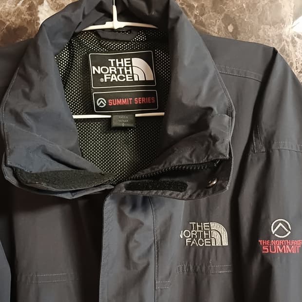 노스페이스 고어텍스 바람막이