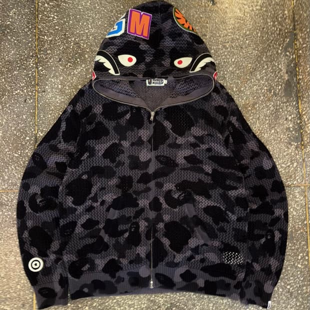 A BATHING APE 블랙 카모 샤크 니트 후드집업