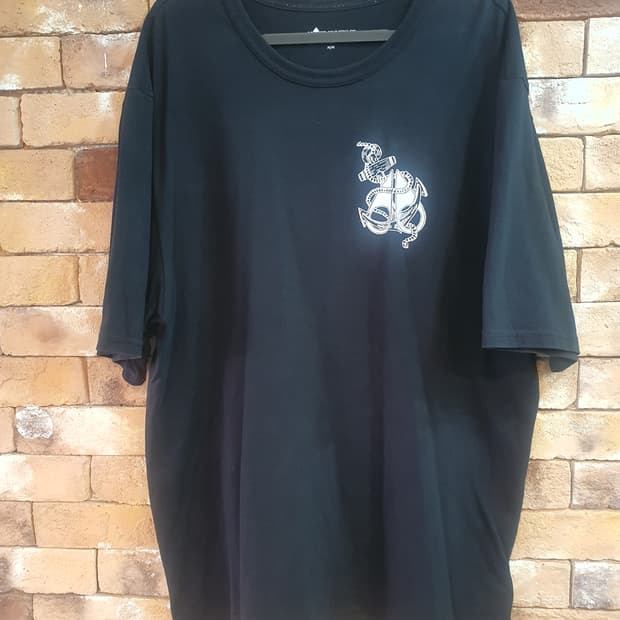 무스너클스 블랙 반팔티