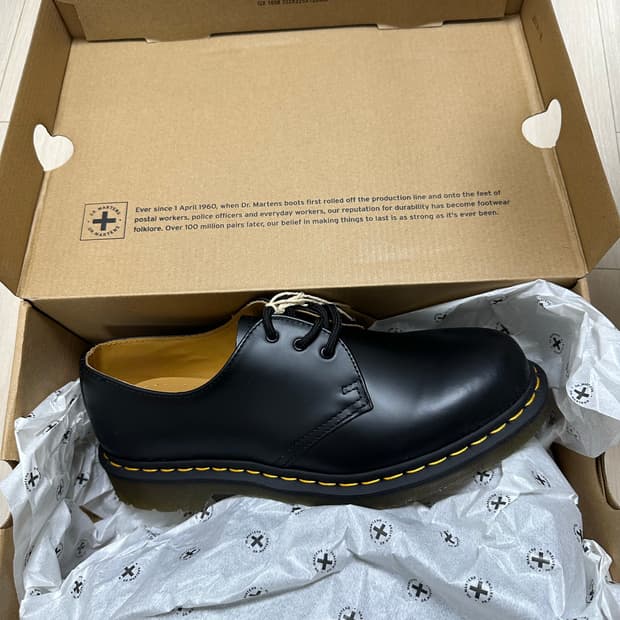 (새상품) 닥터마틴 1461 스무스 블랙 260 사이즈