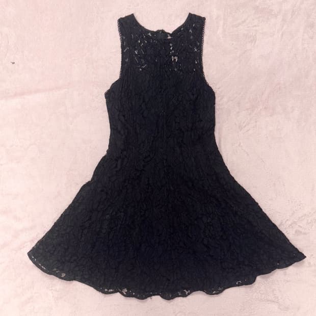 블랙 레이스 민소매 원피스