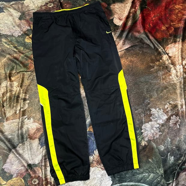 나이키 빈티지 옐로우 사이드라인 블랙트랙조거팬츠 S