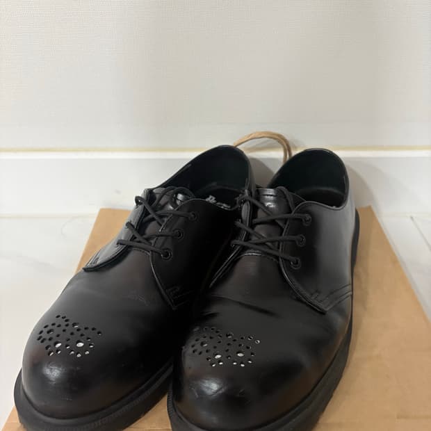 닥터마틴 실버토 280