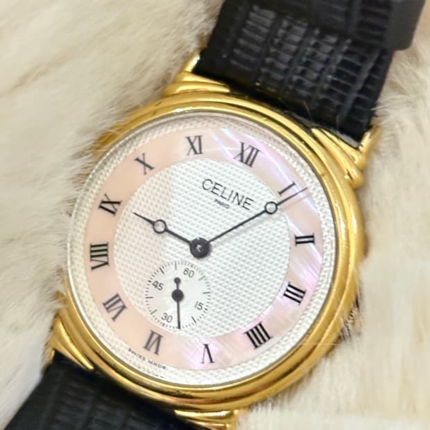 TTF✳️셀린느 핑크 자개 시계