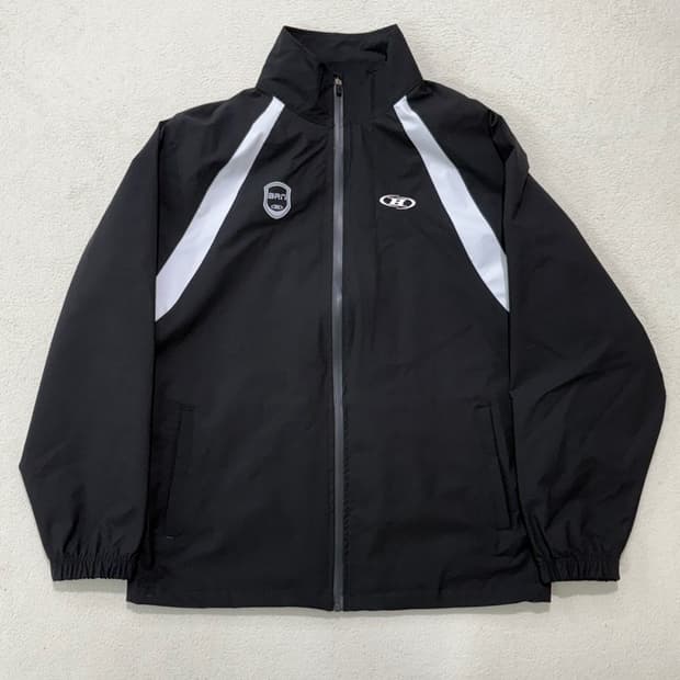 본투윈 엠블럼부스터 바람막이 2사이즈 집업