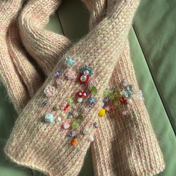 핸드메이드 y2k 큐티 키치 비즈 뜨개 목도리