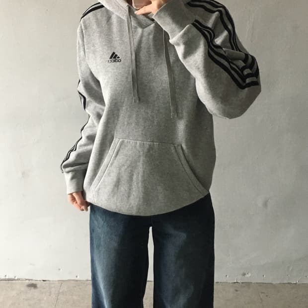 아디다스 사이드라인 후드티