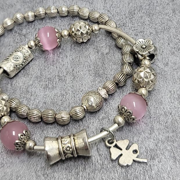 vintage bracelet set 