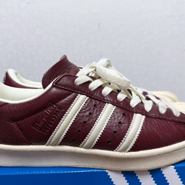 아디다스X떠그클럽 슈퍼스타 빈티지 판매합니다. [버건디/260mm]
