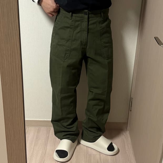정품 유니폼브릿지 와이드 카키 퍼티그 팬츠 면바지 32인치