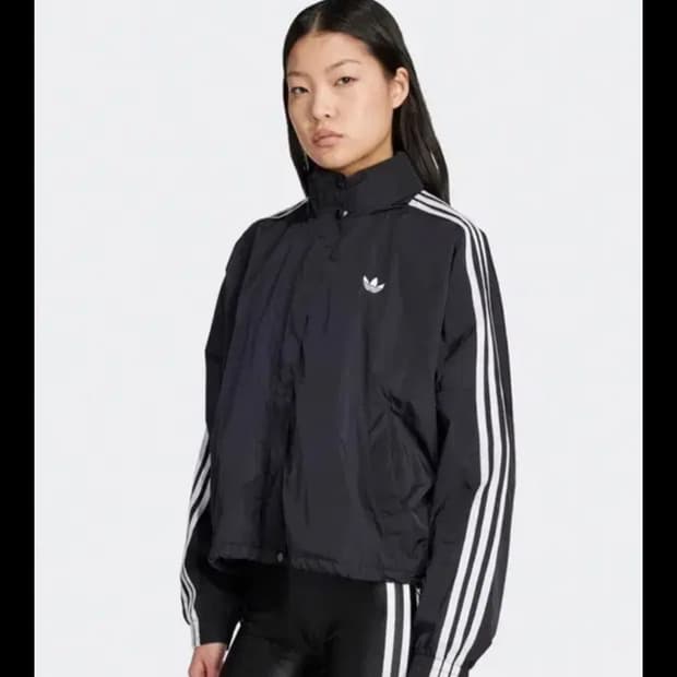 아디다스 여성 크롭 우븐 윈드브레이커 자켓