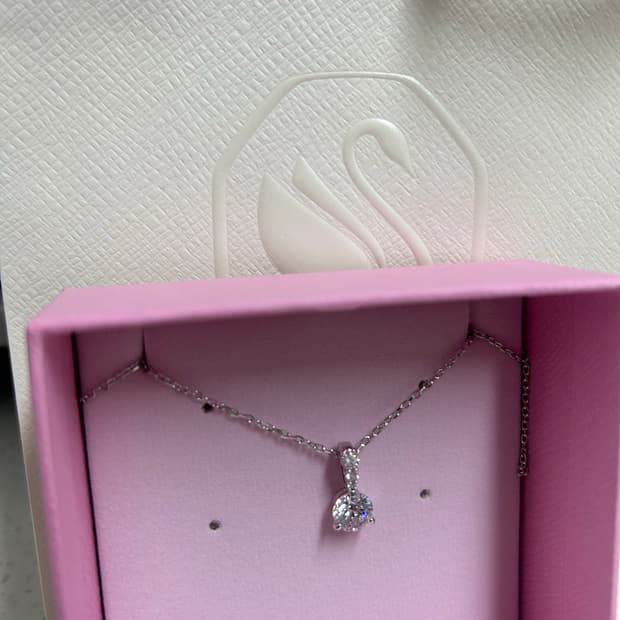 스와로브스키 솔리테어 