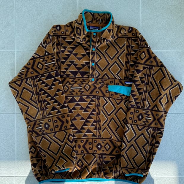 파타고니아 신칠라 아즈텍 브라운 XL