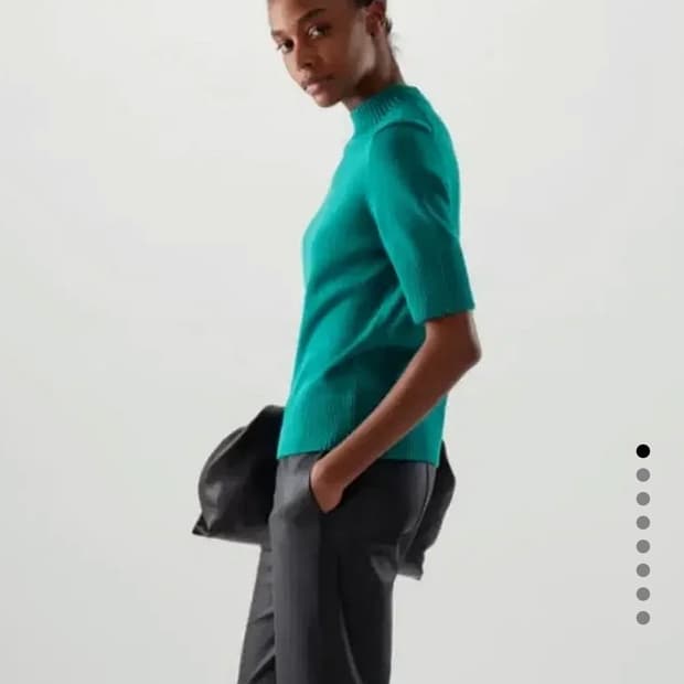 Cos 코스 오가닉 반팔니트 청록/틸 색상 S사이즈