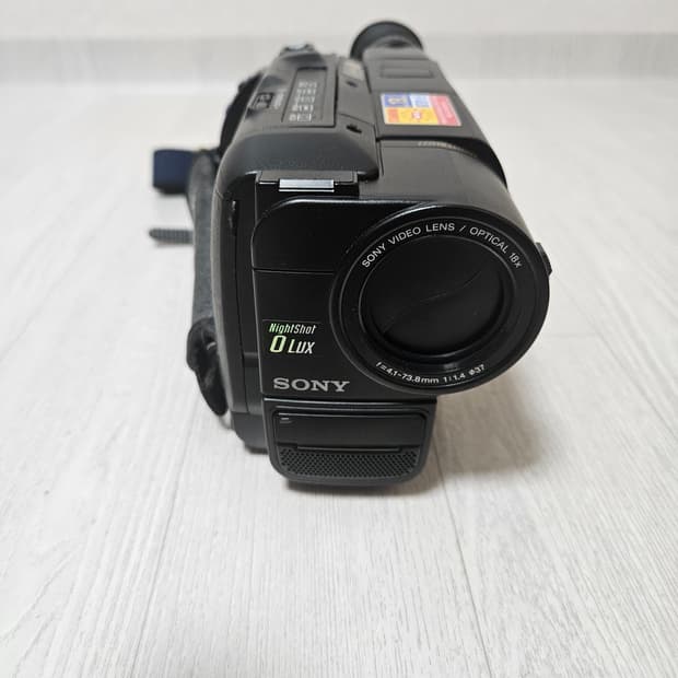 소니 8mm ccd-trv16 캠코더 판매합니다.