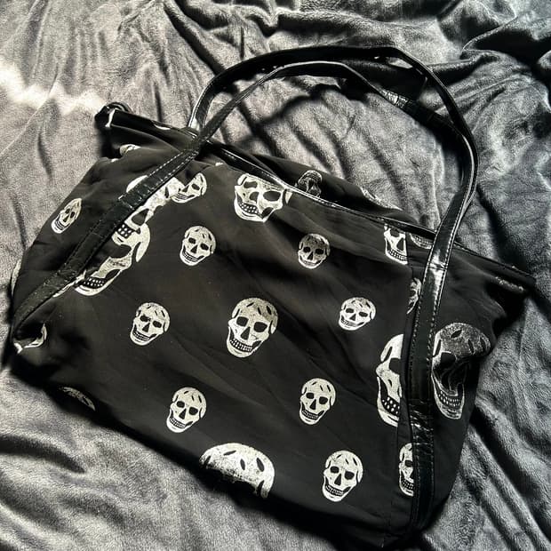Skull Pattern Leather Bag