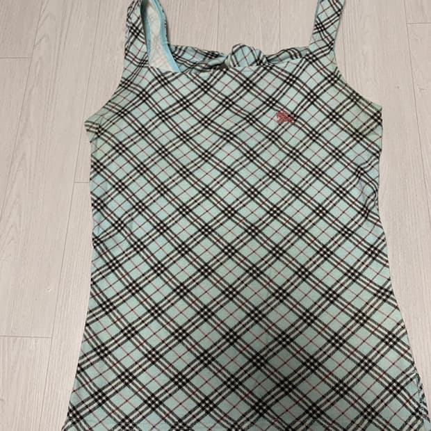 빈티지 버버리 블루라벨 민소매 나시