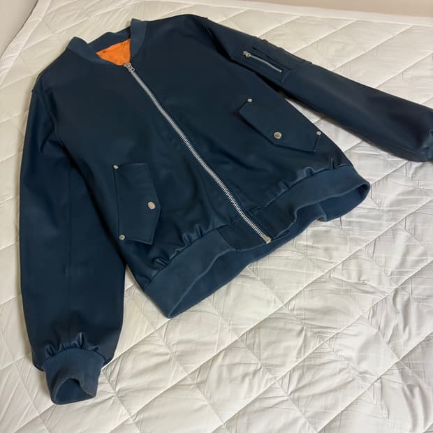 알파인더스트리 스투더하임 콜라보 ma-1 봄버