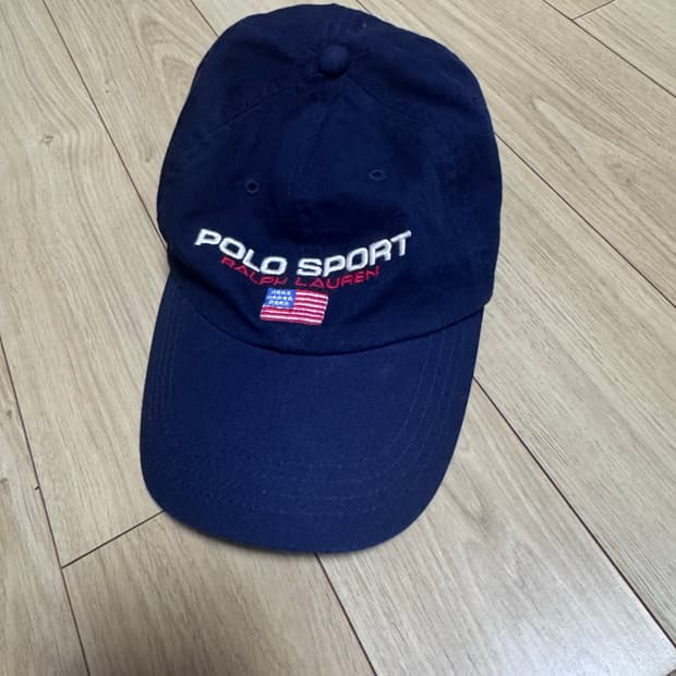 폴로 볼캡