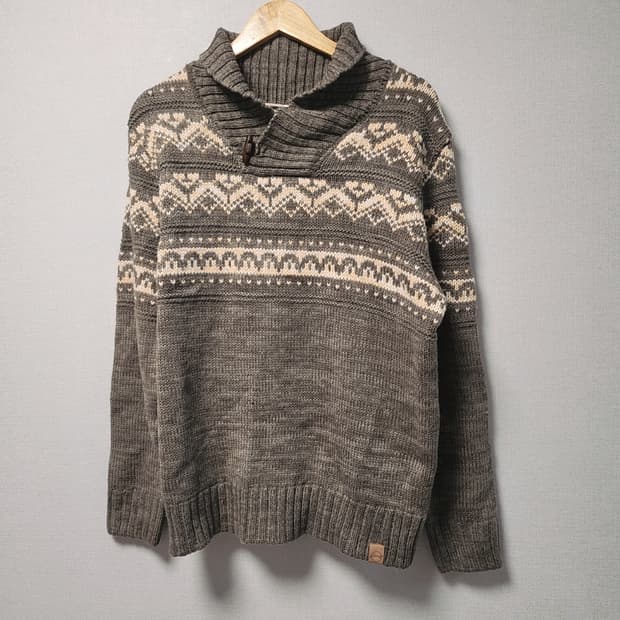 [XL] 노르딕 패턴 숄카라 니트