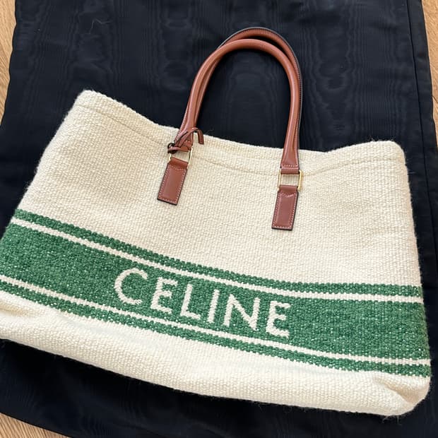 셀린느 텍스타일 카프스킨 호리즌탈 카바스백 그린