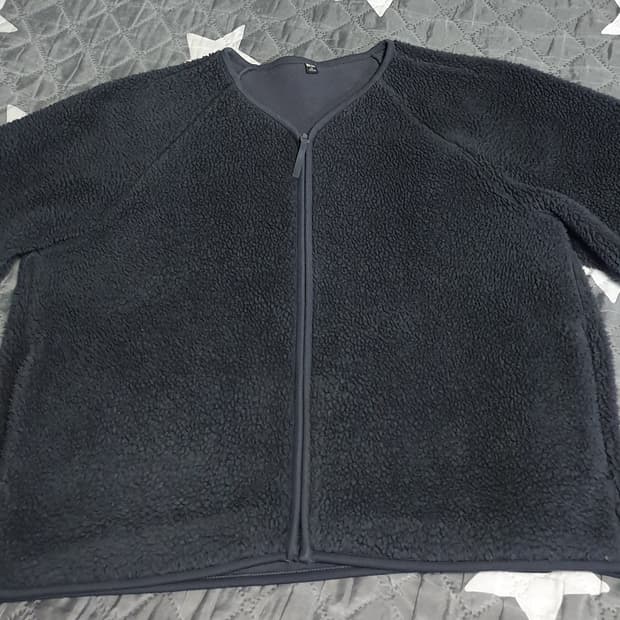 유니클로 카라리스 소프트 브이넥 뽀글이 집업자켓 다크그레이 (XL)
