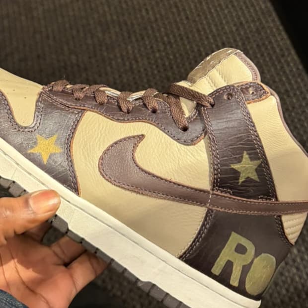 나이키 덩크하이 프리미엄 카키브라운